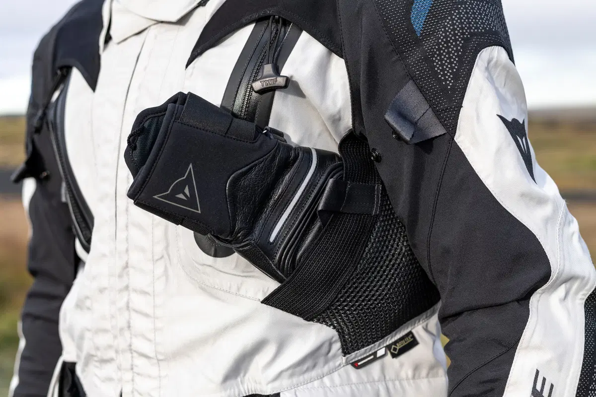 Alla scoperta dell’Islanda in moto con Dainese (3)
