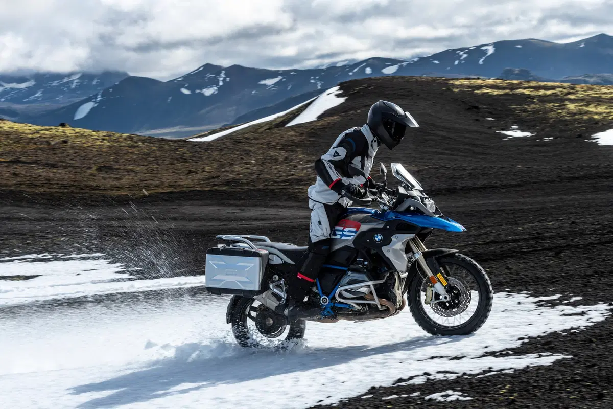 Alla scoperta dell’Islanda in moto con Dainese (7)
