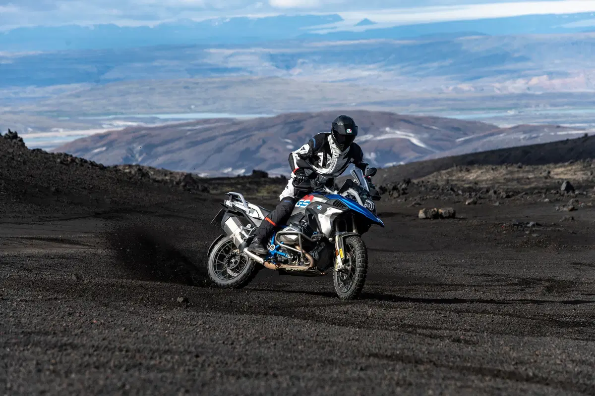 Alla scoperta dell’Islanda in moto con Dainese (5)
