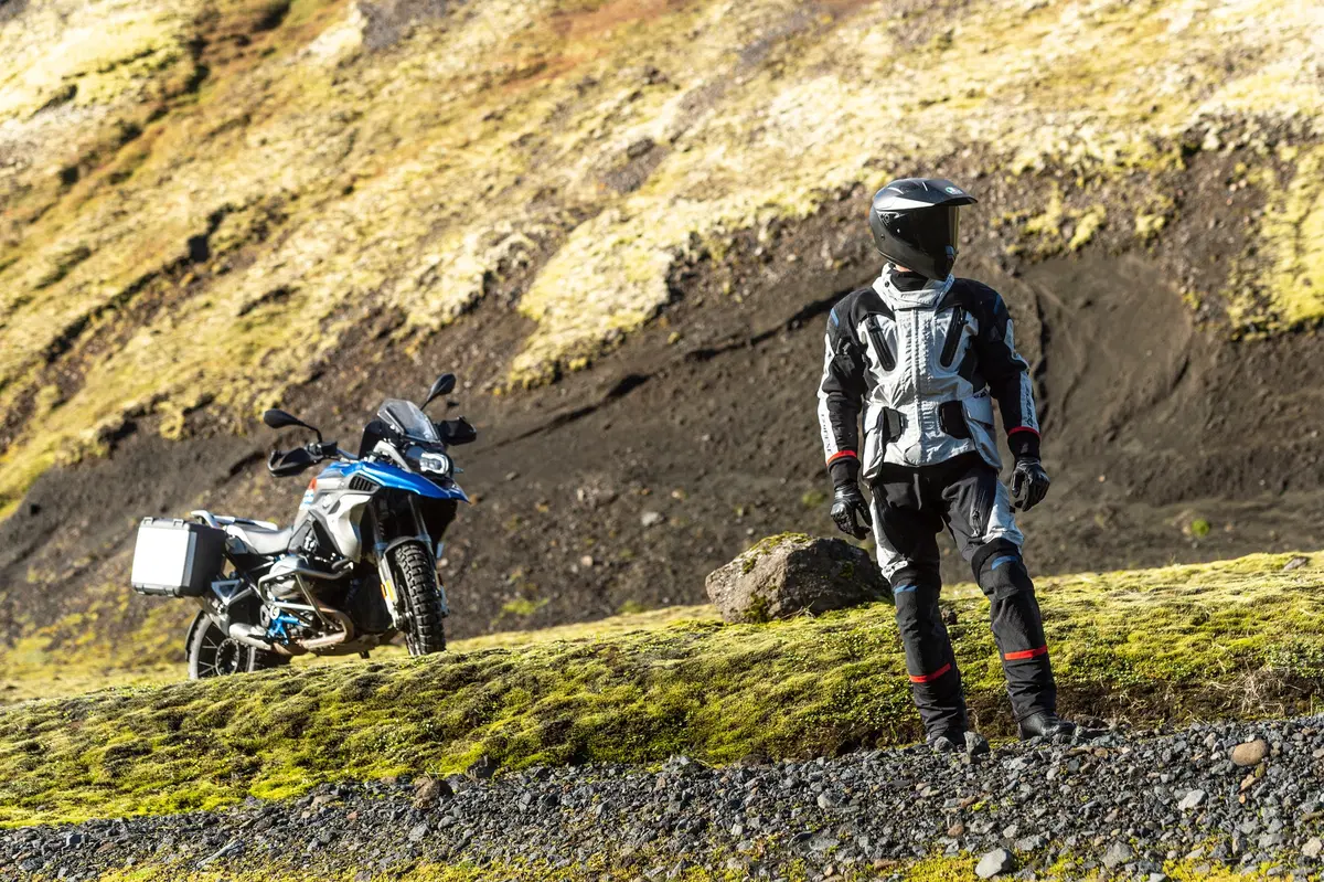 Alla scoperta dell’Islanda in moto con Dainese (4)