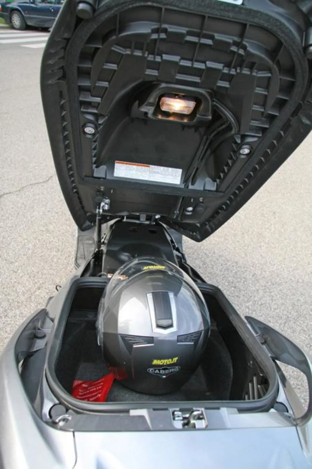 Suzuki Burgman 400 ABS  (25)