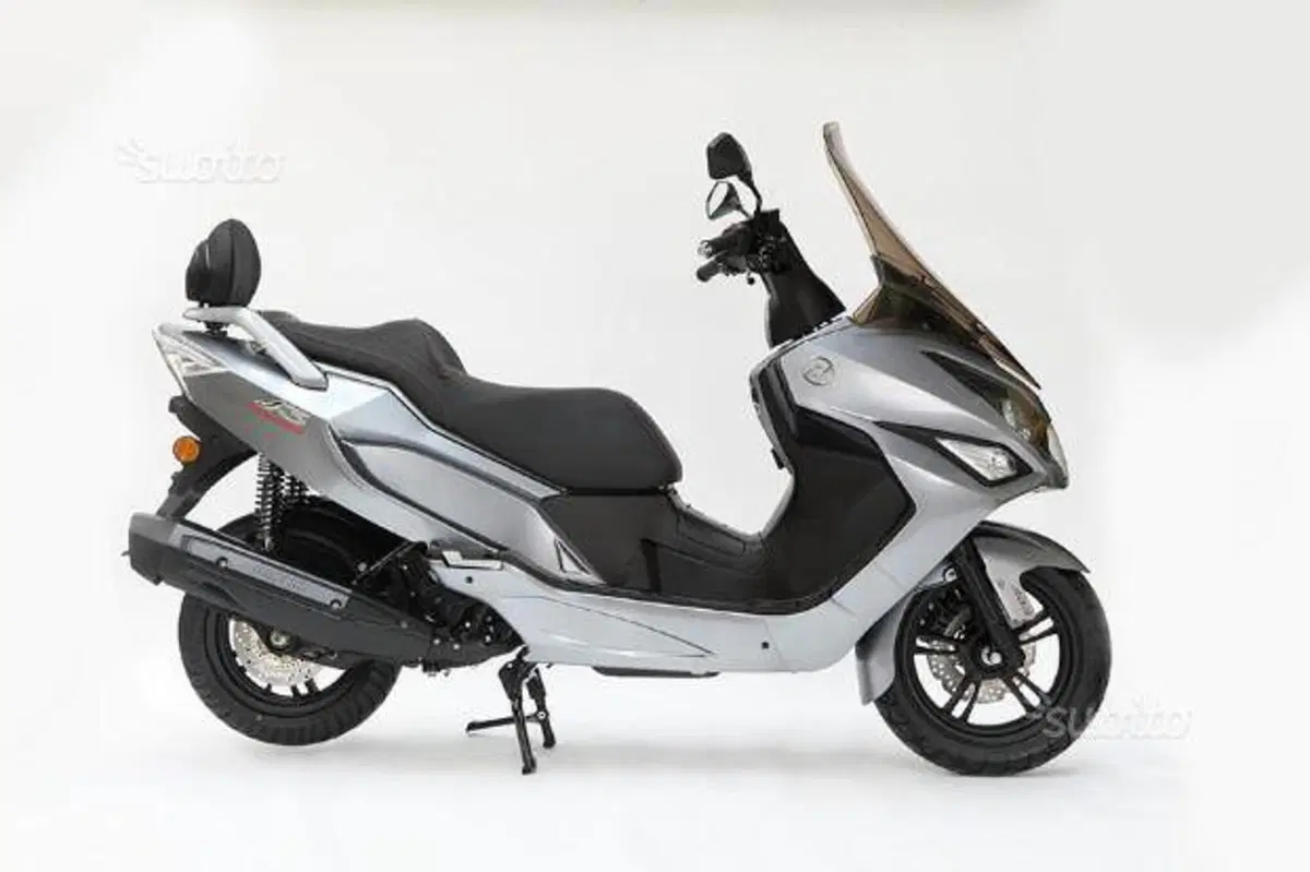 Daelim S3 250 (2017 - 18) (3)