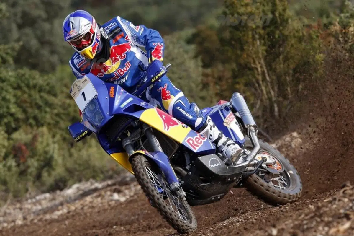 Coma e Depres ancora in orange con KTM (2)