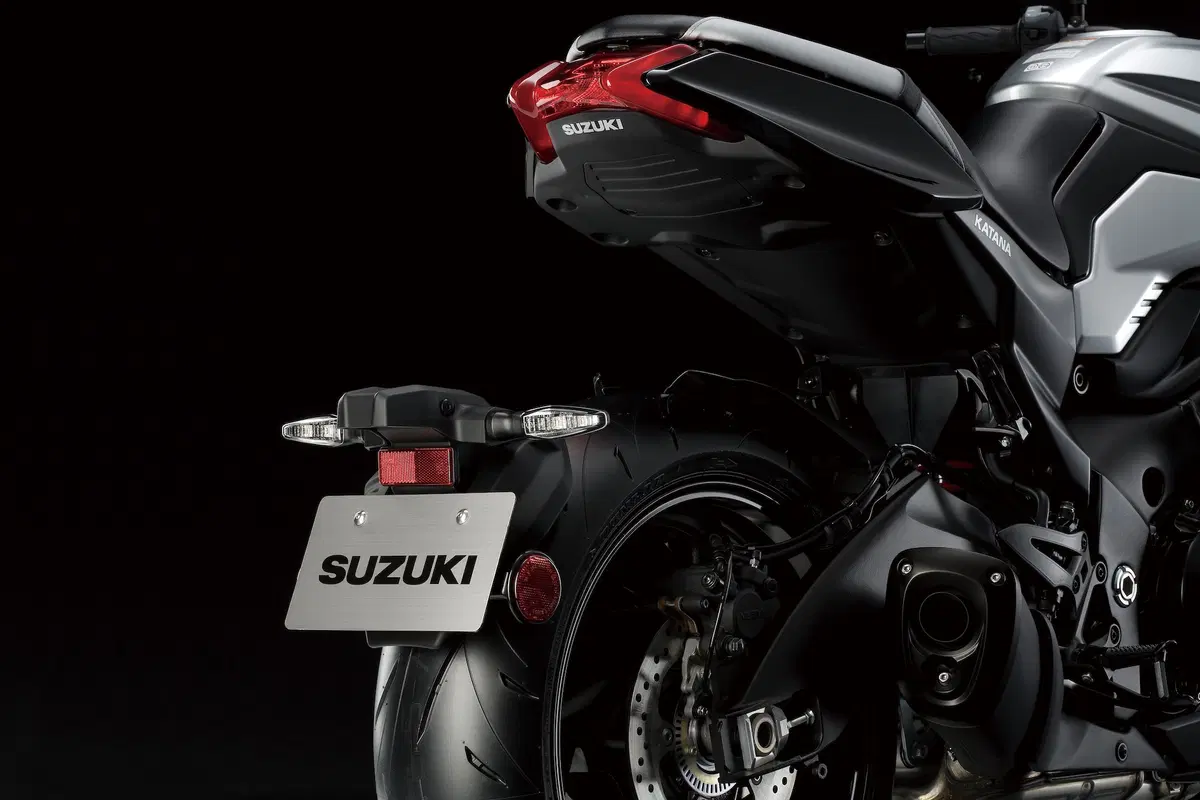 Intermot 2018: Suzuki Katana, foto e dati (7)