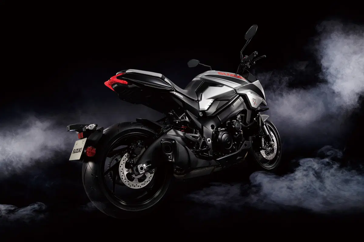 Intermot 2018: Suzuki Katana, foto e dati (16)