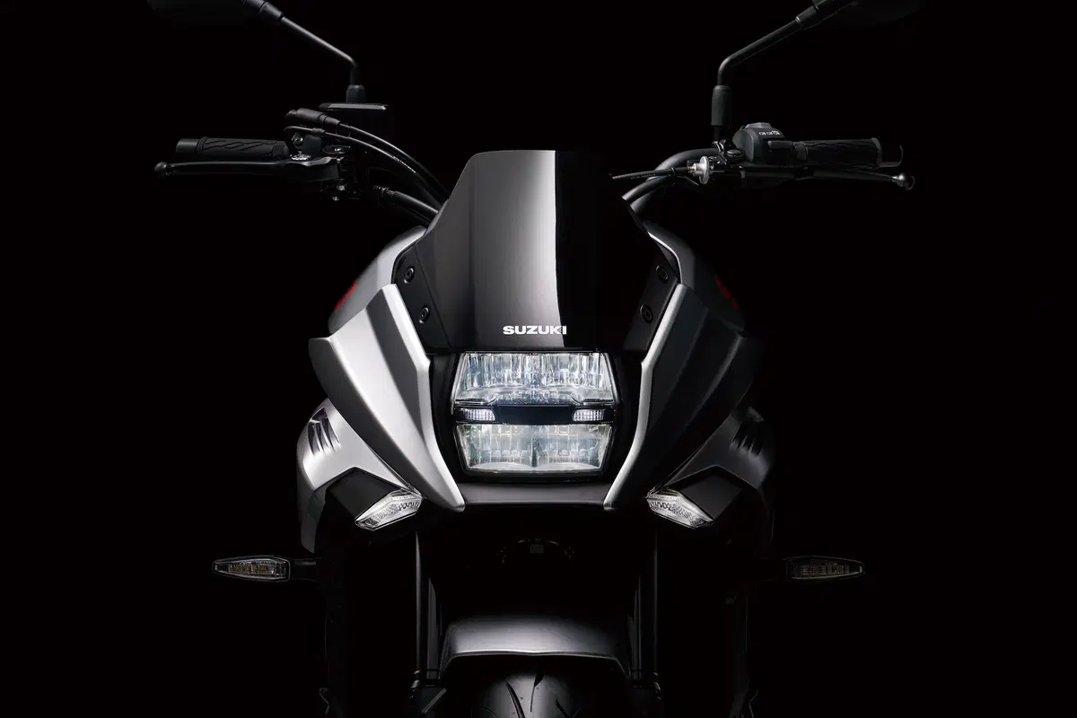 Intermot 2018: Suzuki Katana, foto e dati (20)