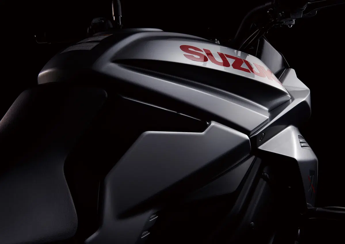Intermot 2018: Suzuki Katana, foto e dati (21)