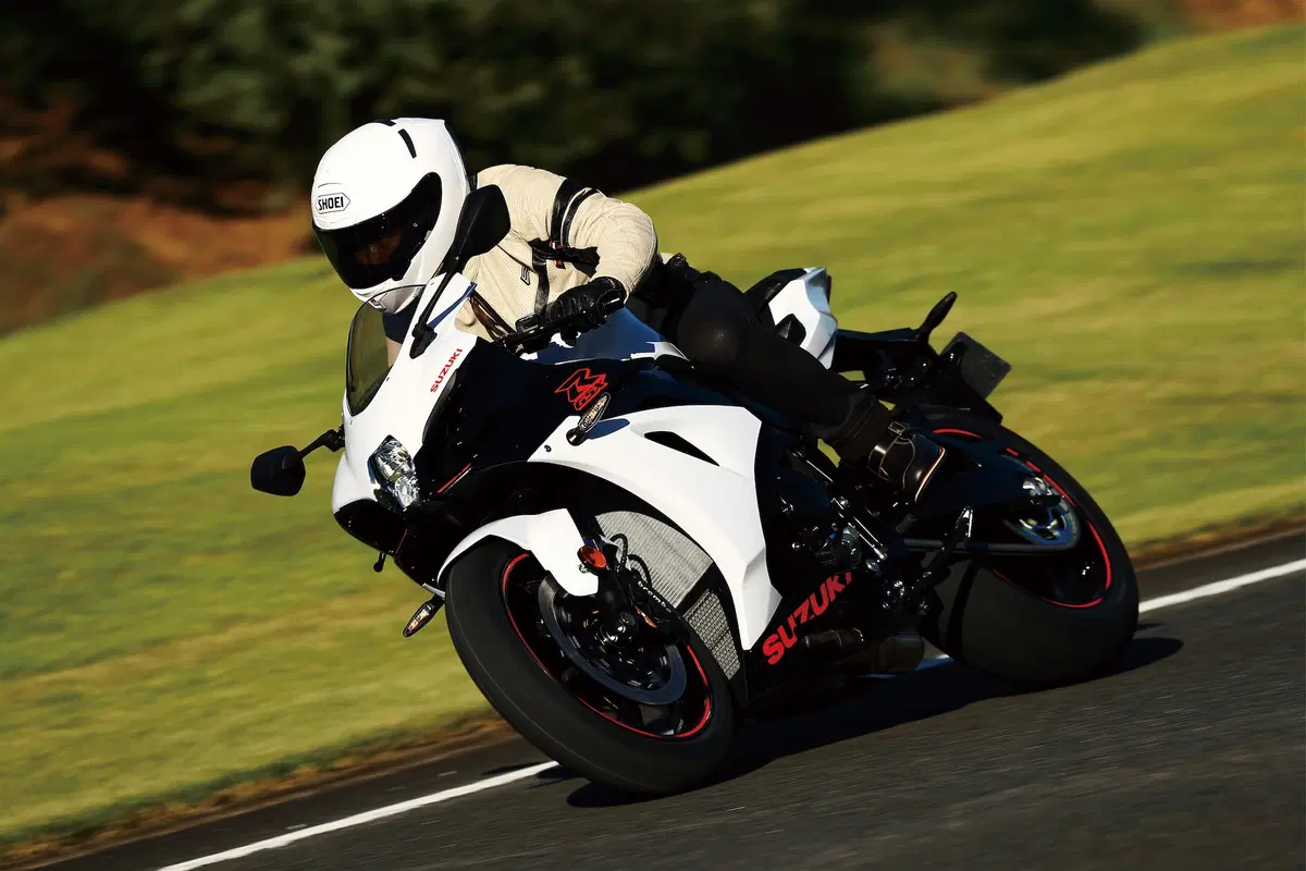 Suzuki GSX-R1000 a Intermot 2018, foto e dati (17)