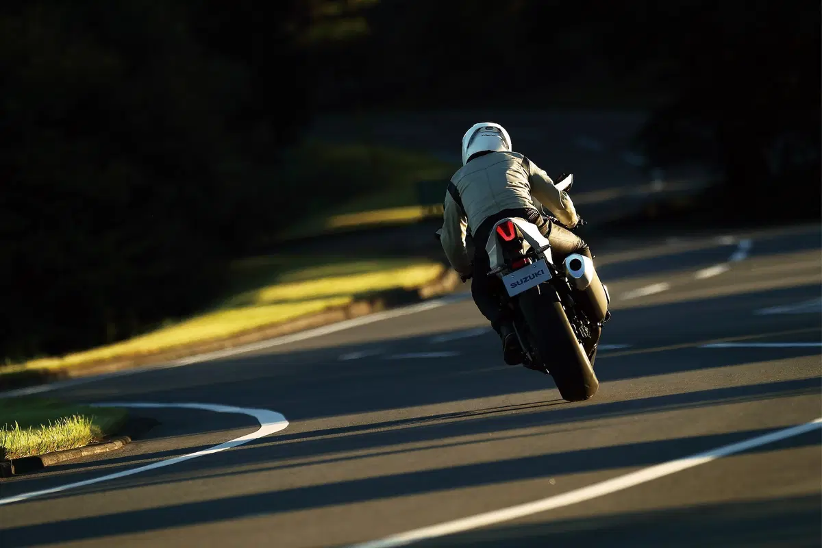Suzuki GSX-R1000 a Intermot 2018, foto e dati (20)