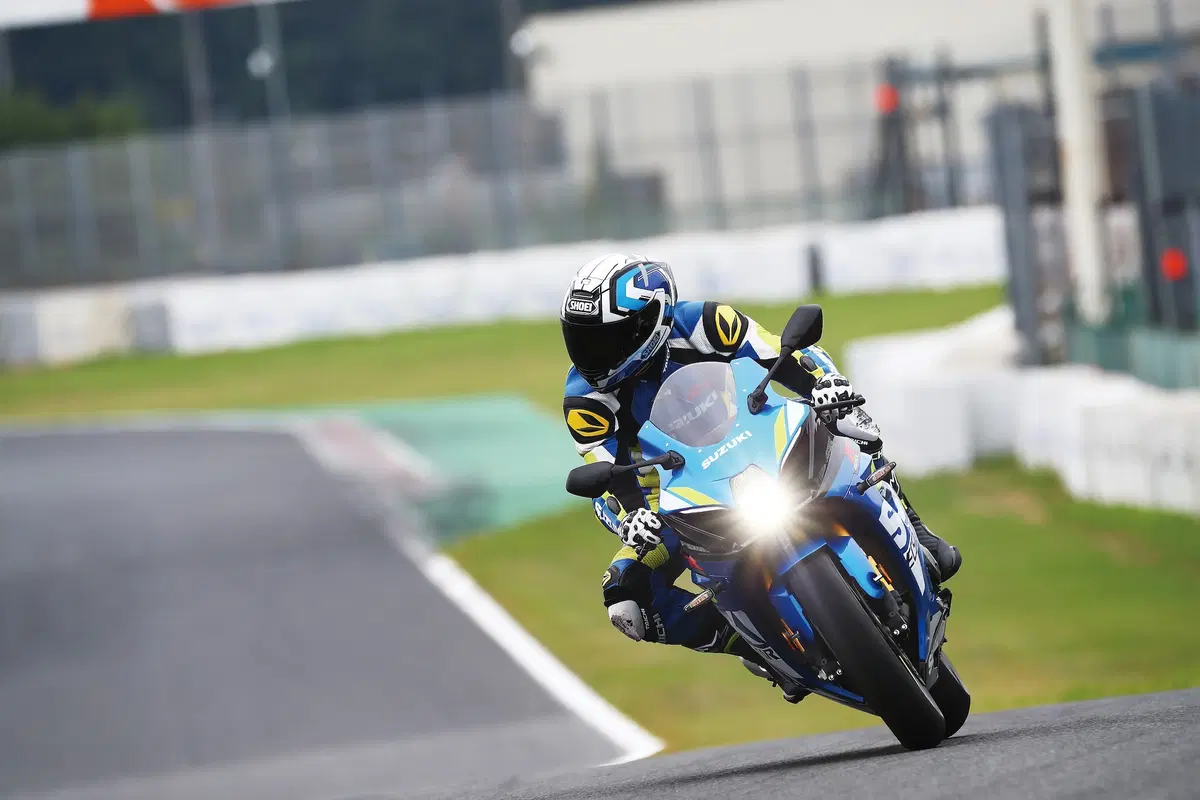 Suzuki GSX-R1000 a Intermot 2018, foto e dati (26)
