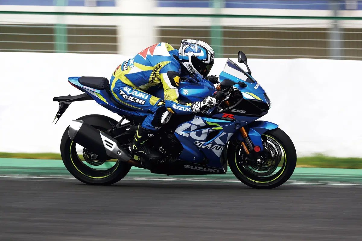 Suzuki GSX-R1000 a Intermot 2018, foto e dati (28)