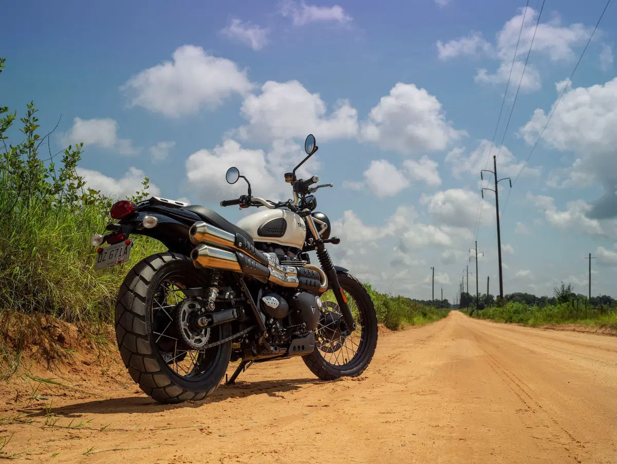 Triumph Street Scrambler a Intermot 2018, foto e dati