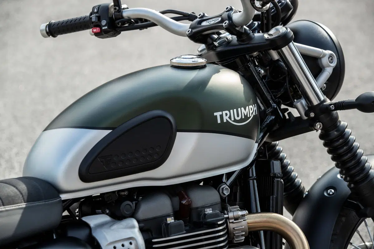 Triumph Street Scrambler a Intermot 2018, foto e dati (21)