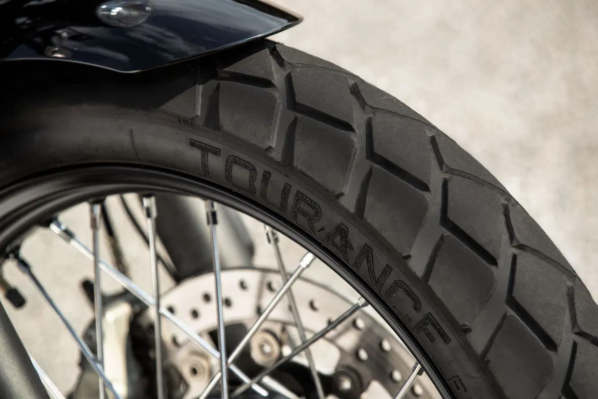 Triumph Street Scrambler a Intermot 2018, foto e dati (22)