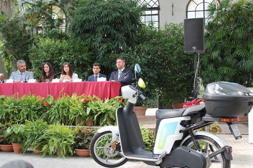 Roma: bene lo scooter sharing elettrico (6)