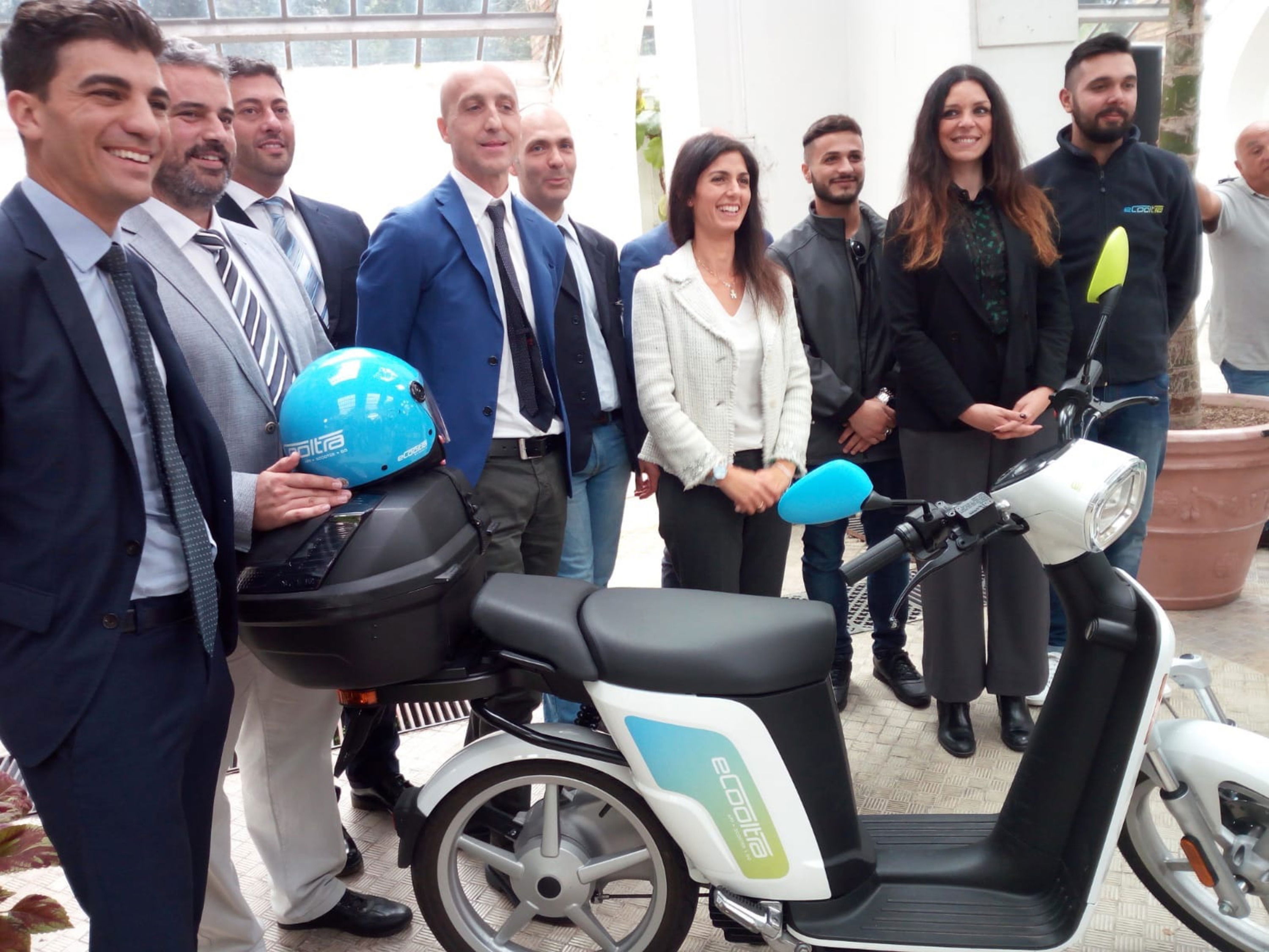 Roma: bene lo scooter sharing elettrico
