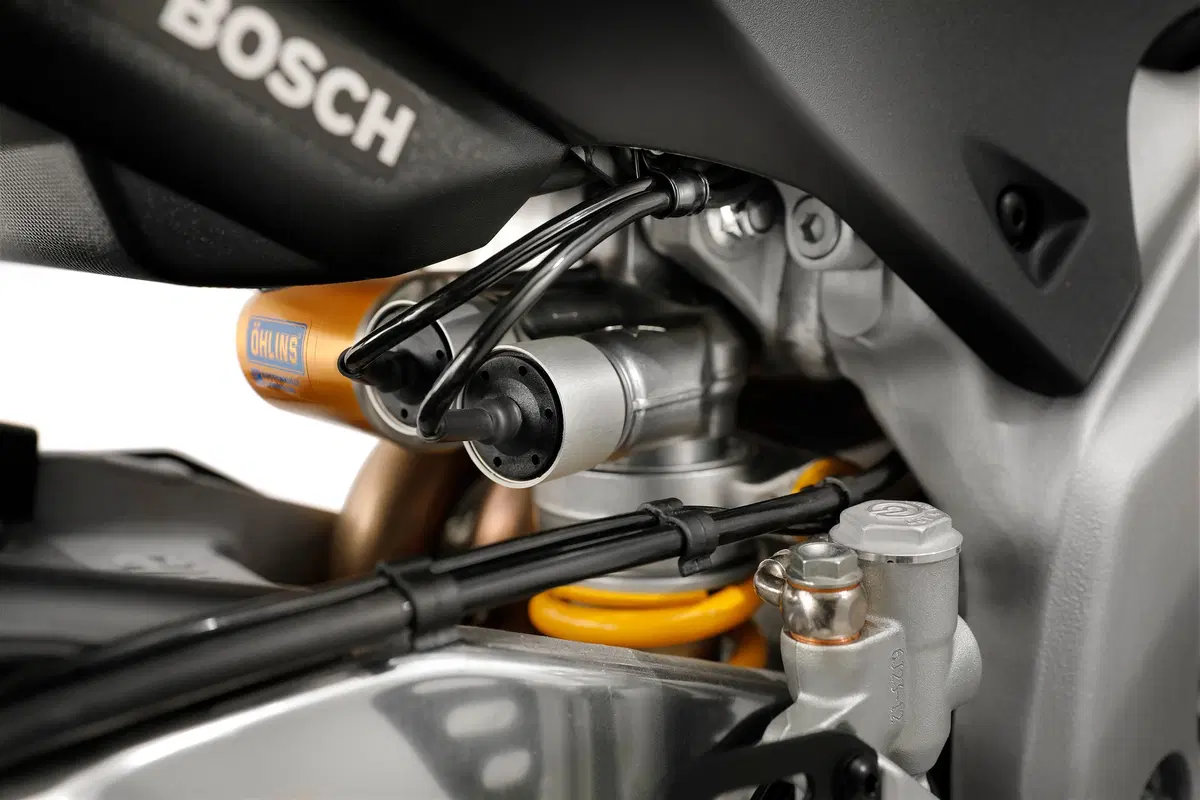 Aprilia Tuono V4 Tuono V4 Factory (2019 - 20) (6)