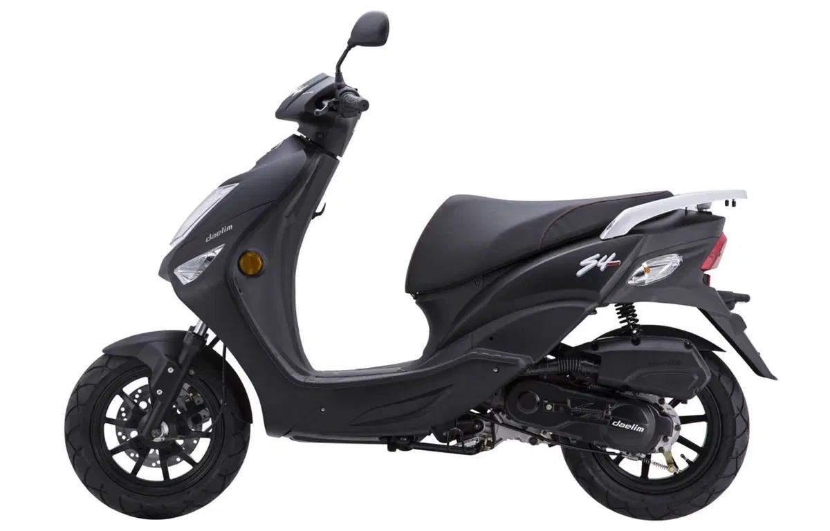 Daelim S4 50 4t (2011 - 18) (5)