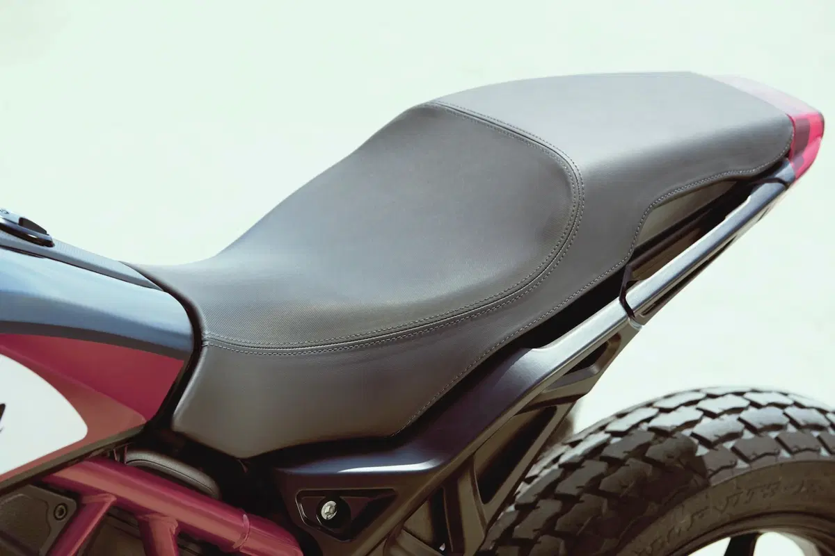 Indian FTR 1200 e FTR 1200 S: l’attesa è finita a Intermot (20)