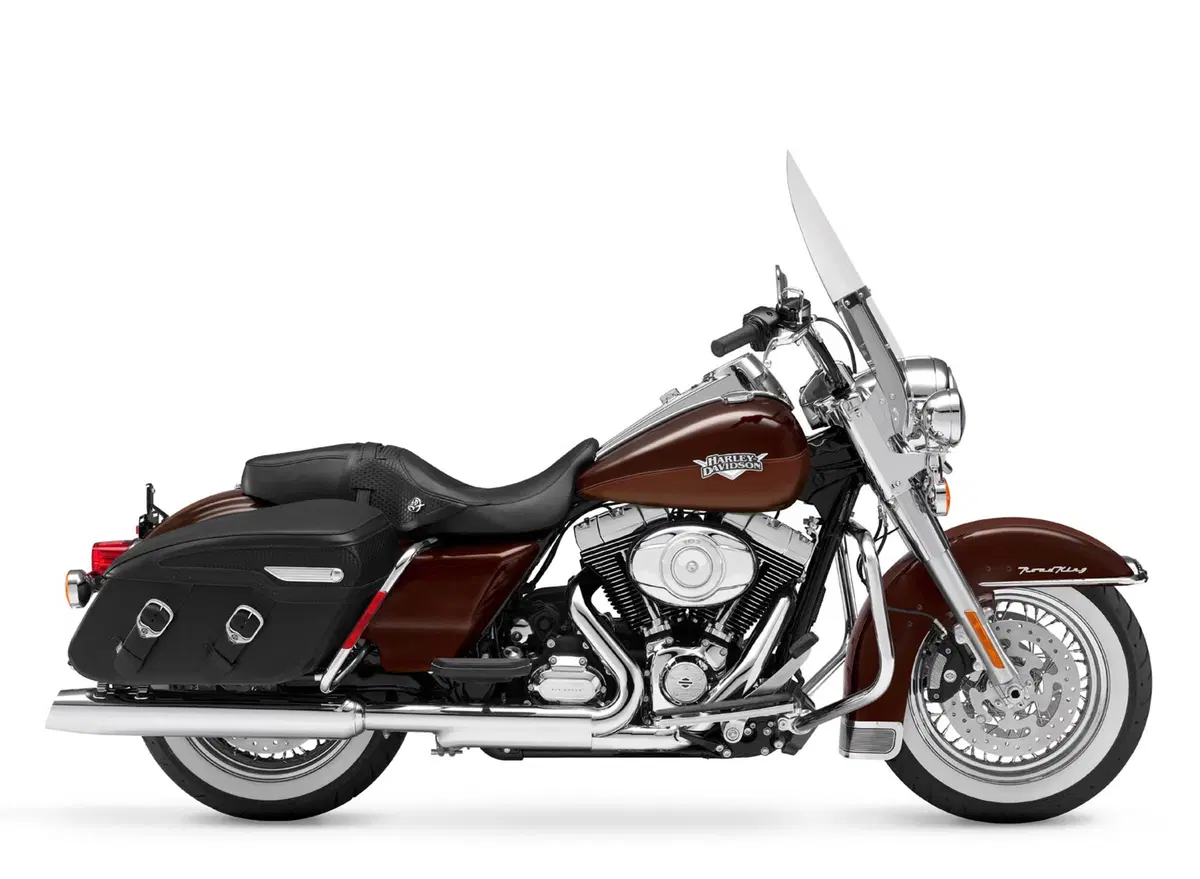 Harley-Davidson Touring 1584 Road King Classic (2007 - 11) - FLHRCI (3)
