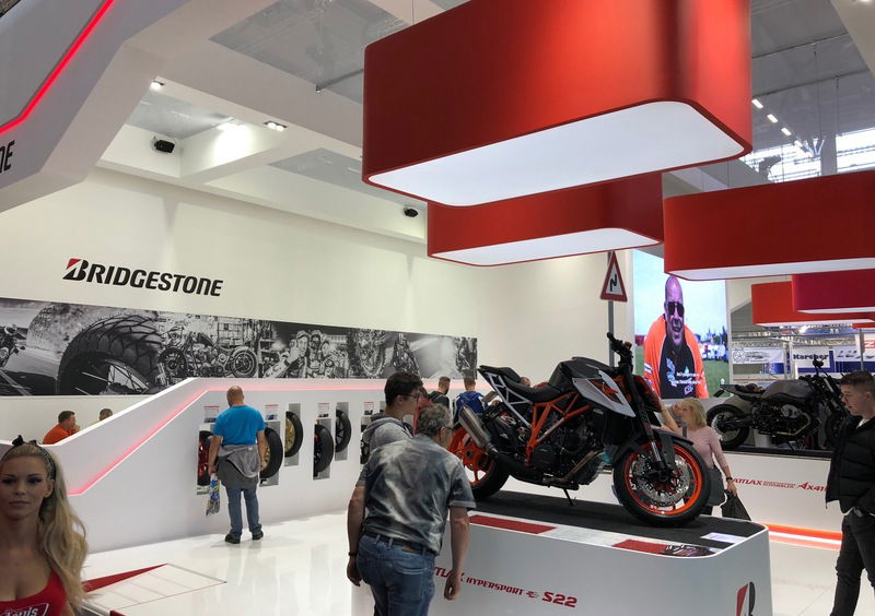 Bridgestone a Intermot con quattro nuovi pneumatici