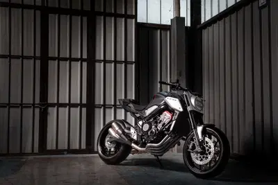 Honda Neo Sport Caf&eacute; 650 Concept. CB650R in arrivo. Nuovi colori per l'Africa Twin