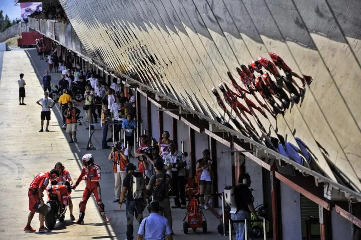 MotoGP. Le foto inedite del GP Catalunya (12)