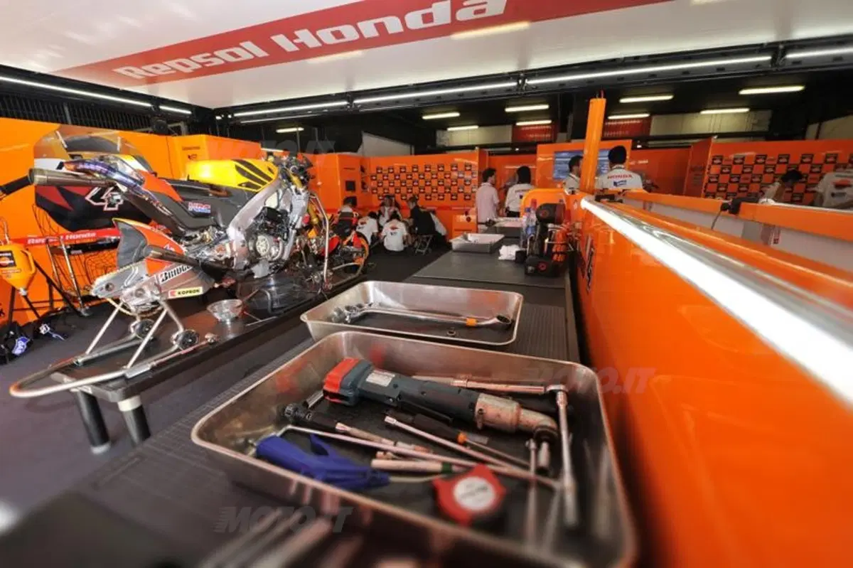 MotoGP. Le foto inedite del GP Catalunya (21)