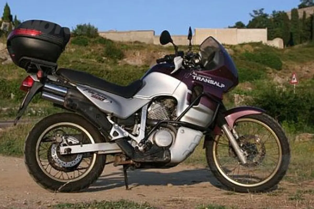 Guida alla Honda Transalp (3)