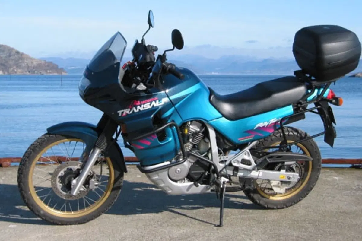 Guida alla Honda Transalp (5)
