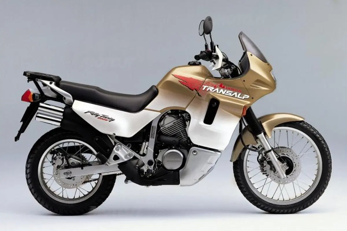 Guida alla Honda Transalp (7)