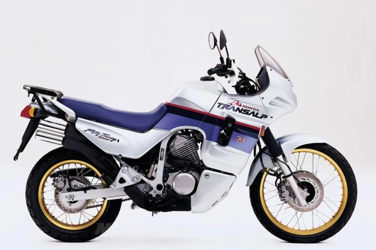 Guida alla Honda Transalp (8)