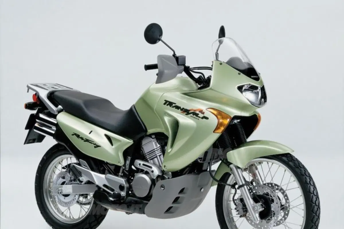 Guida alla Honda Transalp (9)