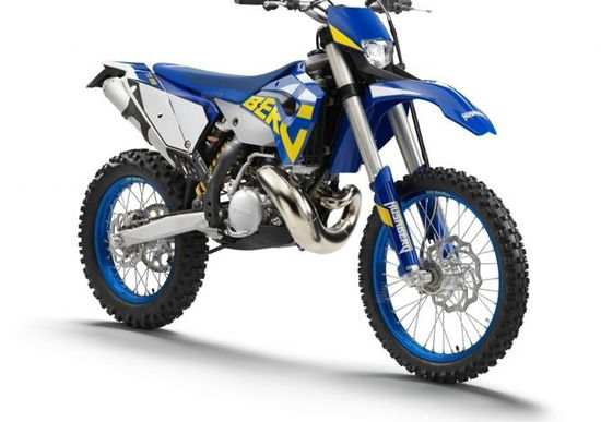 Husaberg TE 250 e 300 2011: arriva il 2 tempi