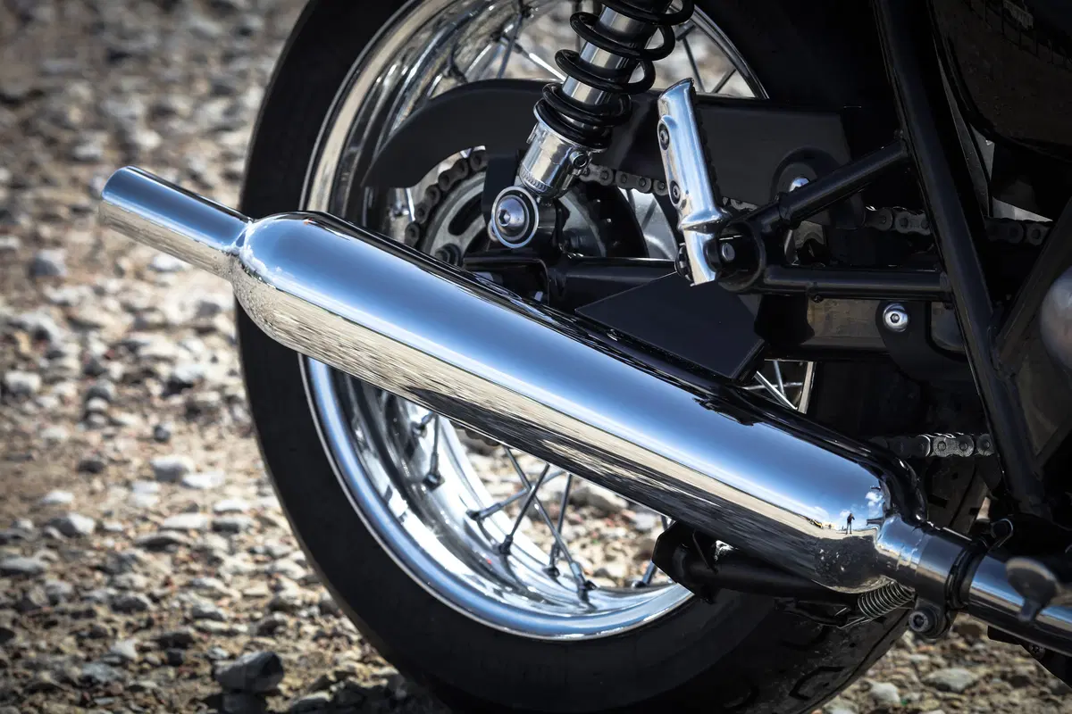 Bonneville T120 Black (32)