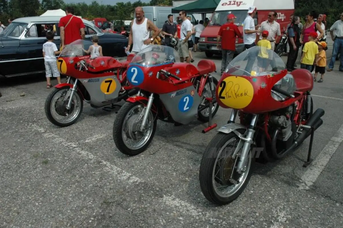 Il rombo delle MV Agusta al 17° revival della Casa varesina (5)
