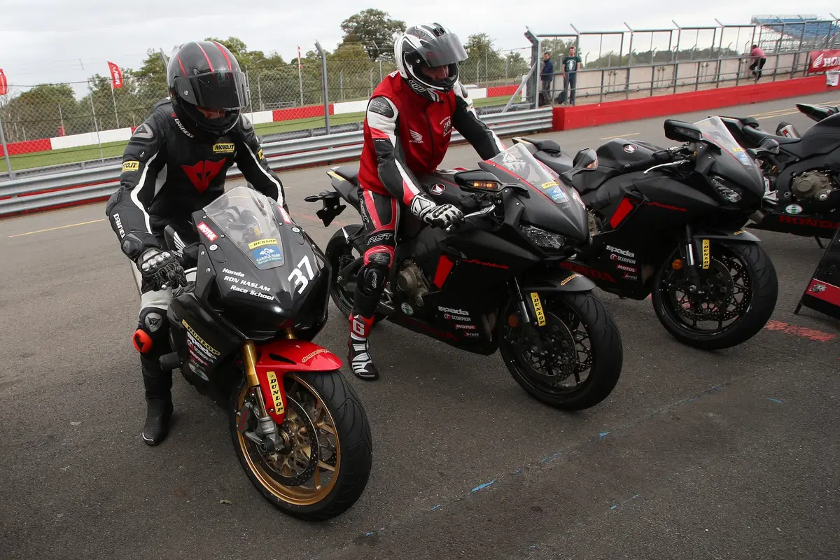 Honda Ron Haslam Race School: una scuola da Mondiale (3)