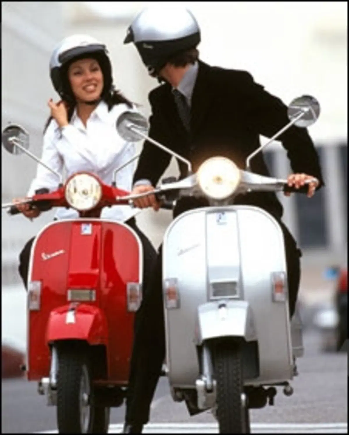 Piaggio torna a produrre la Vespa PX (5)