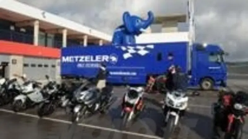 Concorso Metzeler "Wheels are the champions"