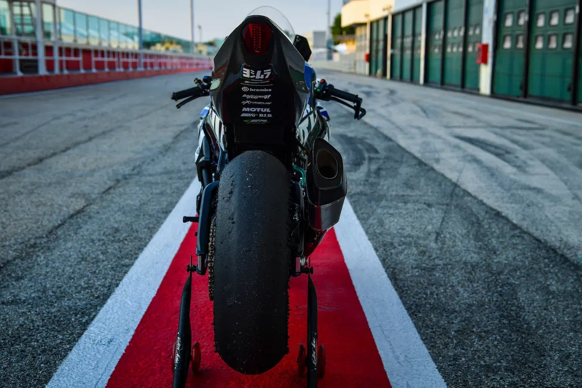 Suzuki GSX-R 1000R Ryuyo (14)