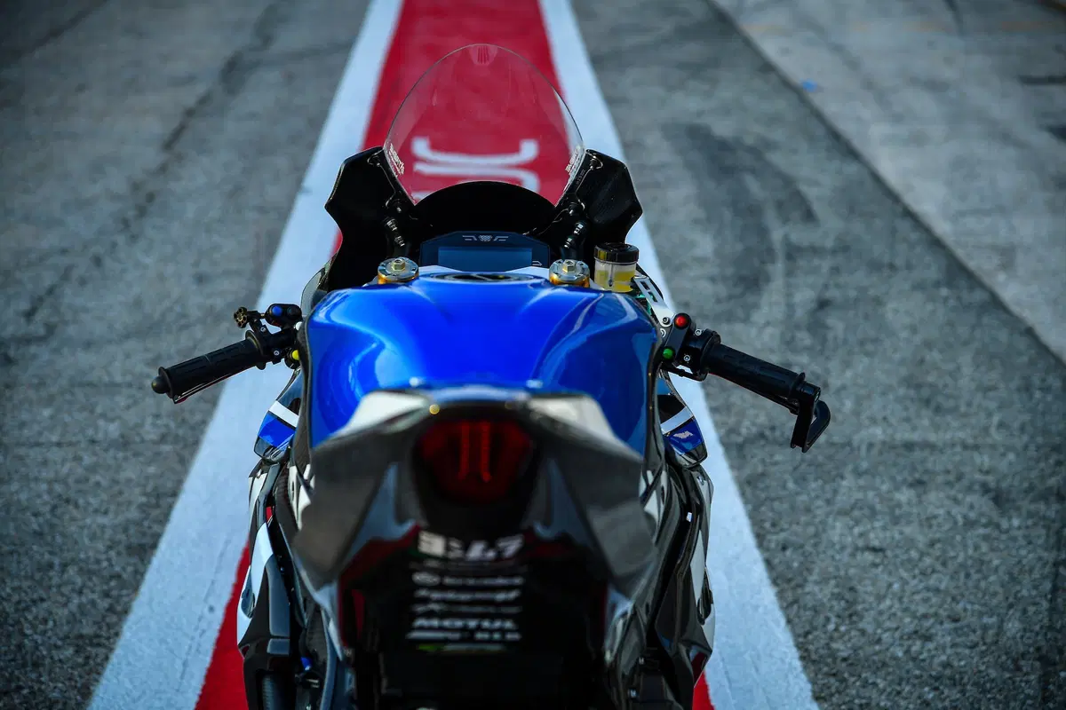 Suzuki GSX-R 1000R Ryuyo (10)