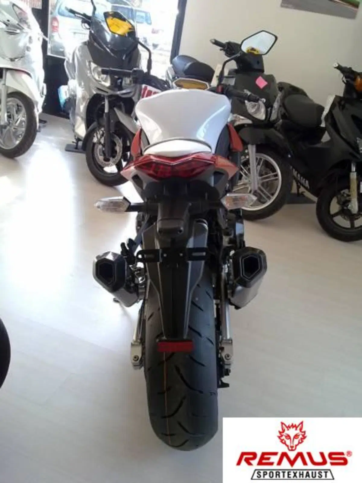 Scarico Remus Hexacone per Kawasaki Z1000 (7)