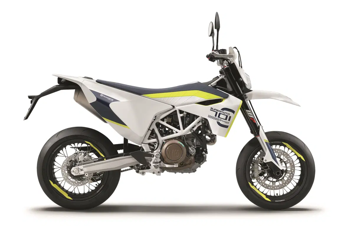 Husqvarna pronta con le 701 Enduro e 701 Supermoto 2019 (2)