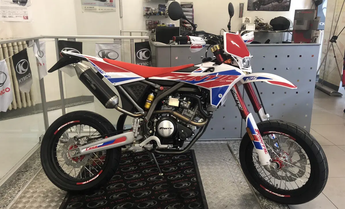 Fantic Motor Motard 125 Motard 125 Casa 4t (2019) (2)