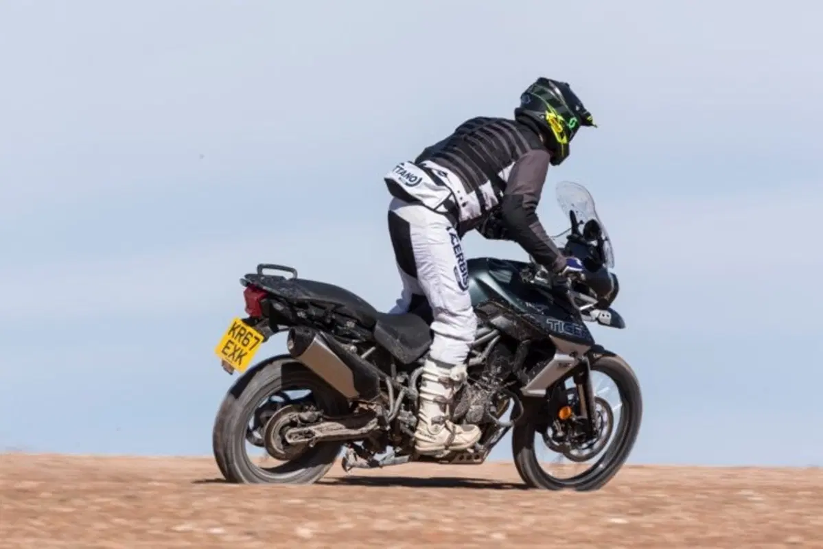 Colazione col Perfetto: BMW F850GS, Honda Africa Twin, Triumph Tiger 800