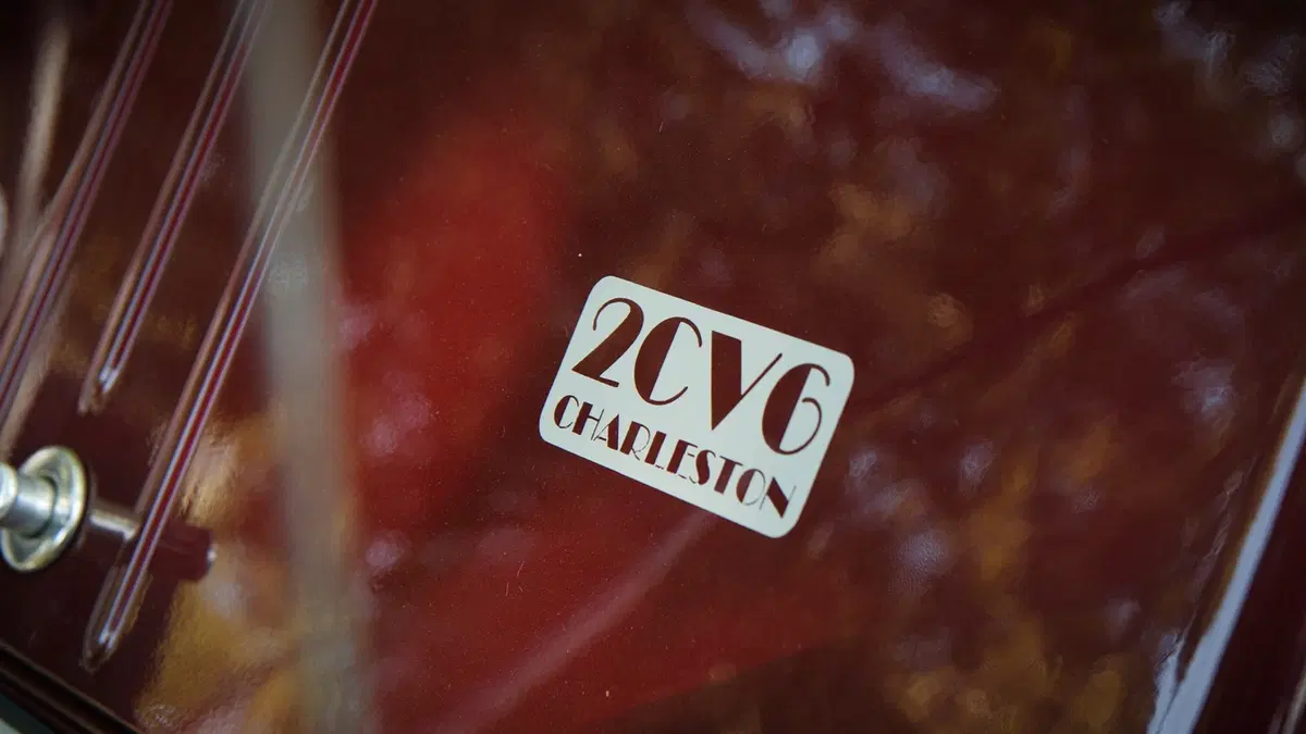 Citroën 2CV compie settant'anni e ispira una Special by Moto.it (8)