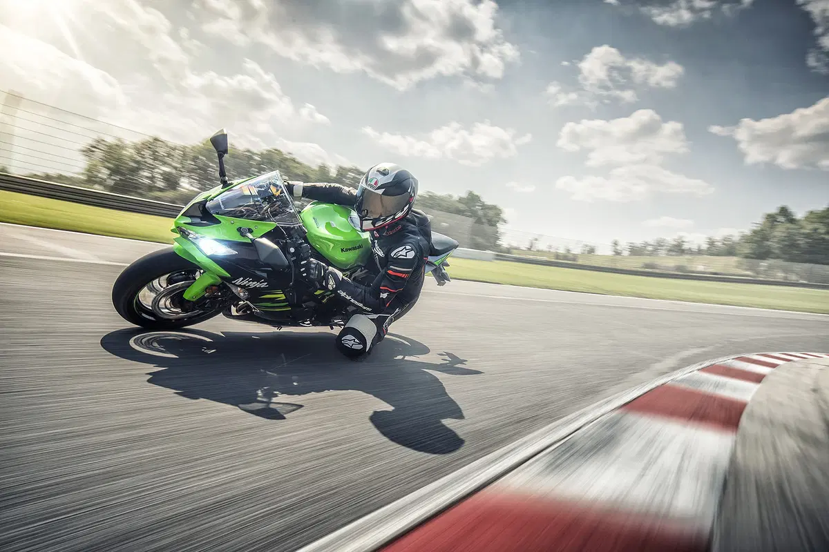 EICMA 2018: Nuova Kawasaki Ninja ZX-6R 2019 (3)