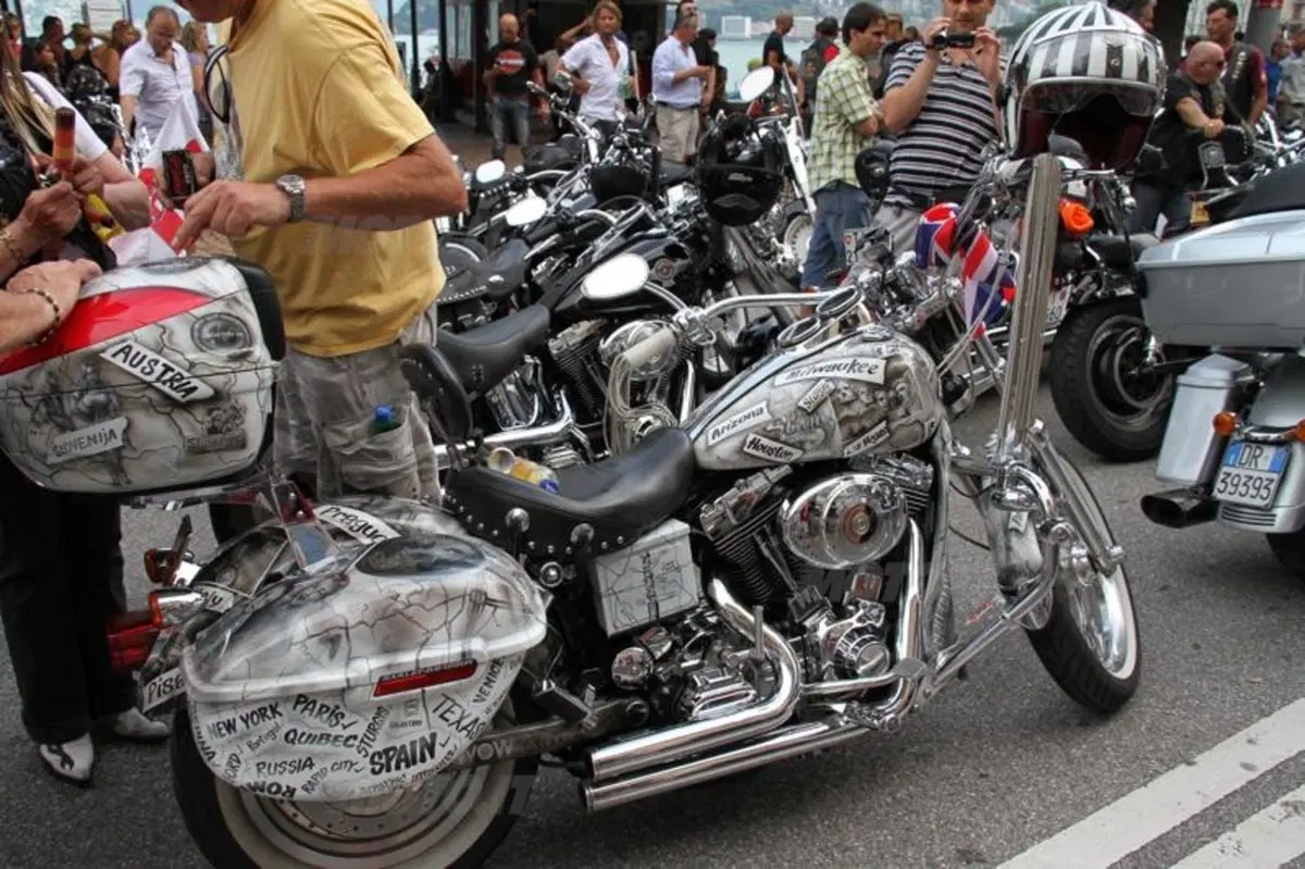 Swiss Harley Days 2010 a Lugano (74)