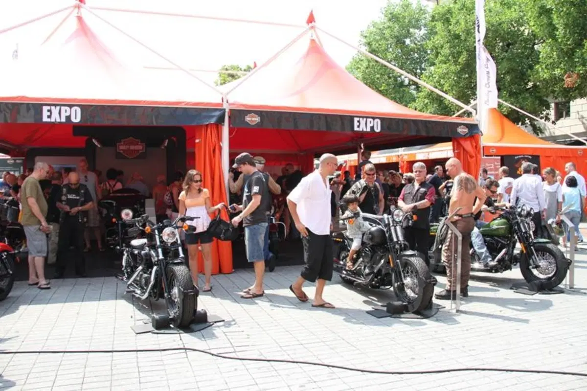 Swiss Harley Days 2010 a Lugano (102)