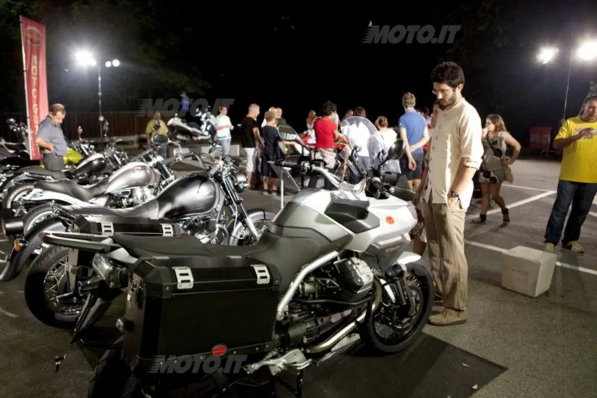 Grande successo della “Notte Aprilia” (12)